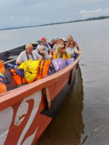 3 days Ngamba Island chimpanzee safari near Entebbe