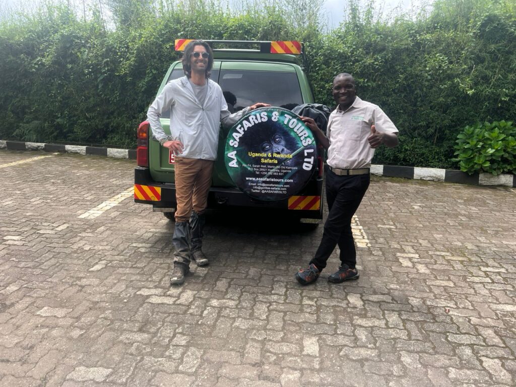 Why travellers book with AA Safaris