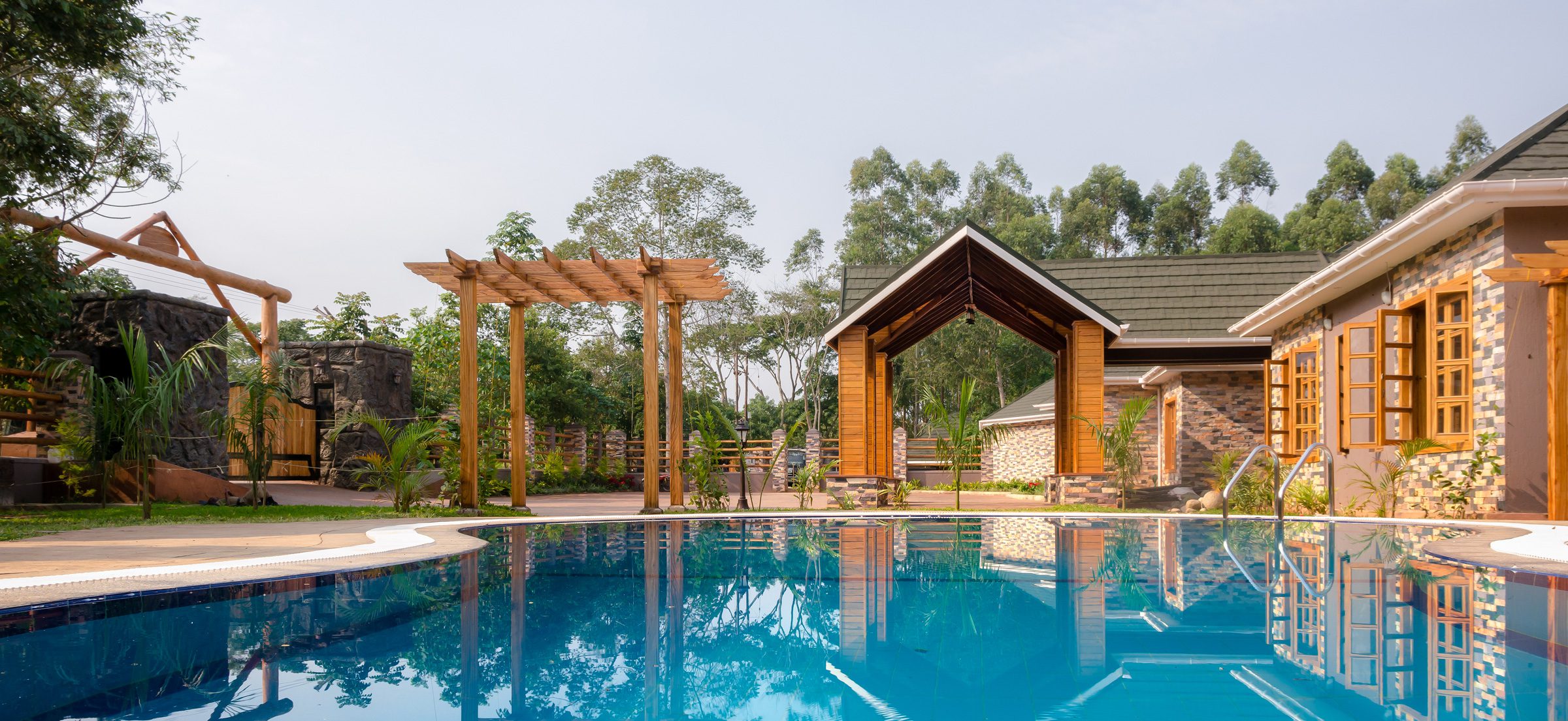Chimpundu Lodge swimming Pool